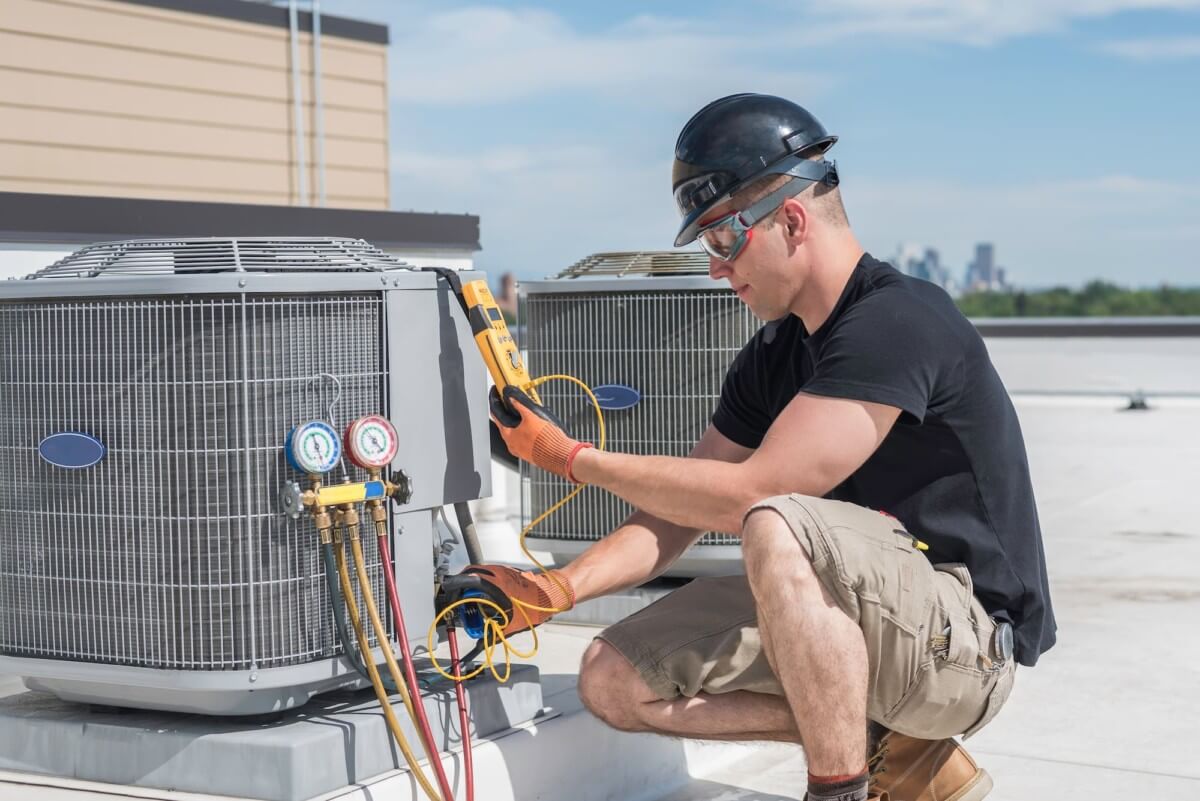 Why is commercial HVAC repair important and what does it entail?